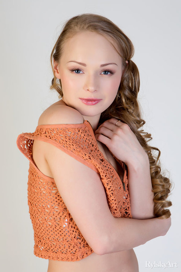 Ангелина, 31